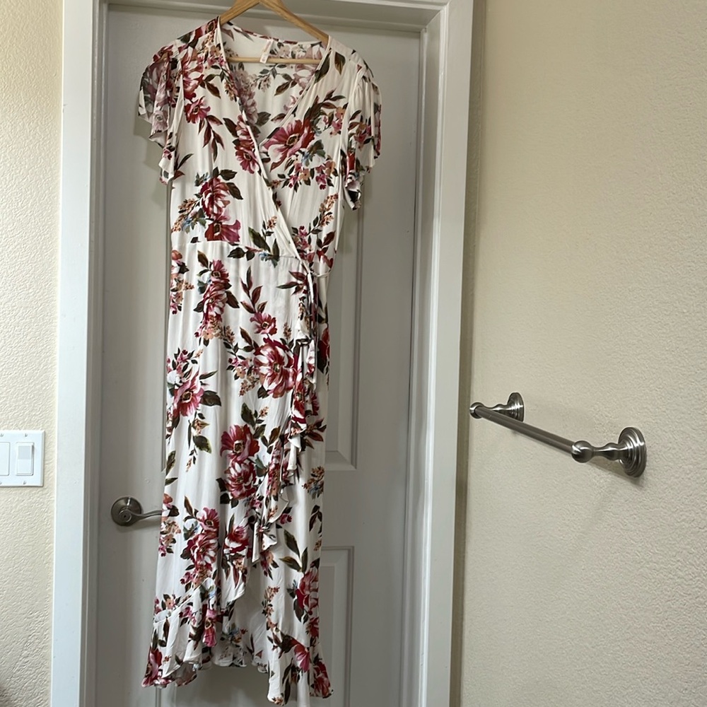Women’s dress worn once